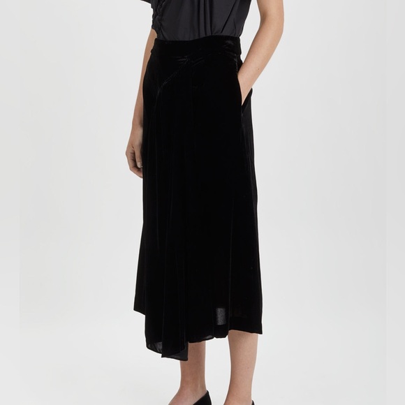 Simone Rocha Black Velvet Skirt - Picture 2 of 7